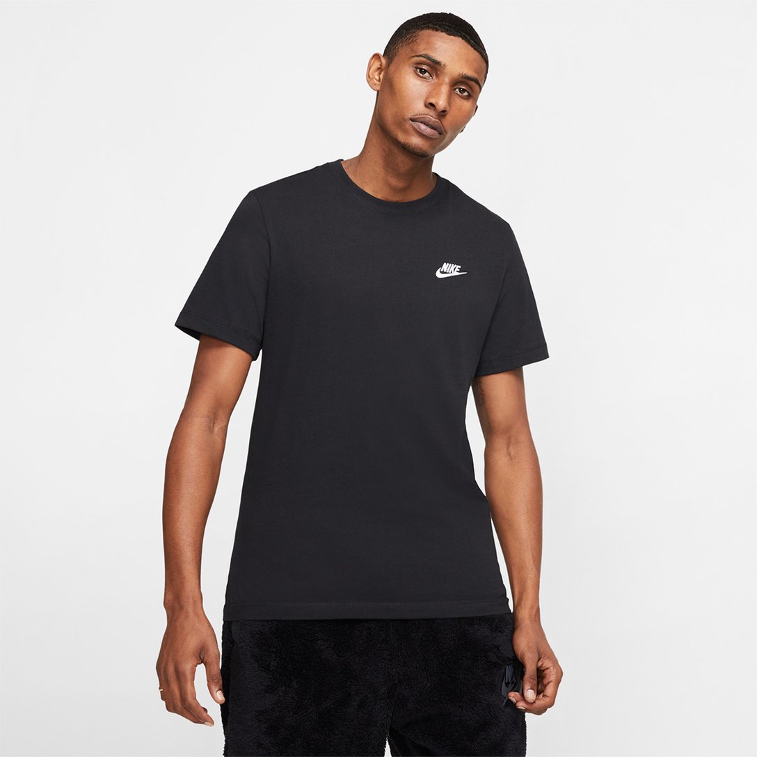 Camiseta Nike Sportswear Club Masculina - Preto+Branco